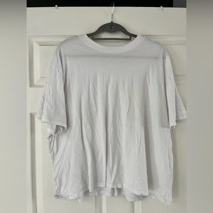 Abercrombie essentials t